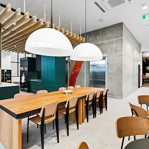 Apartment Switch Living In The Centre Of, Adelaide