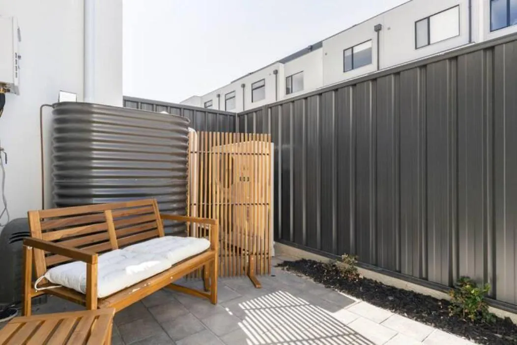 Apartment Vinrace City Escape Adelaide