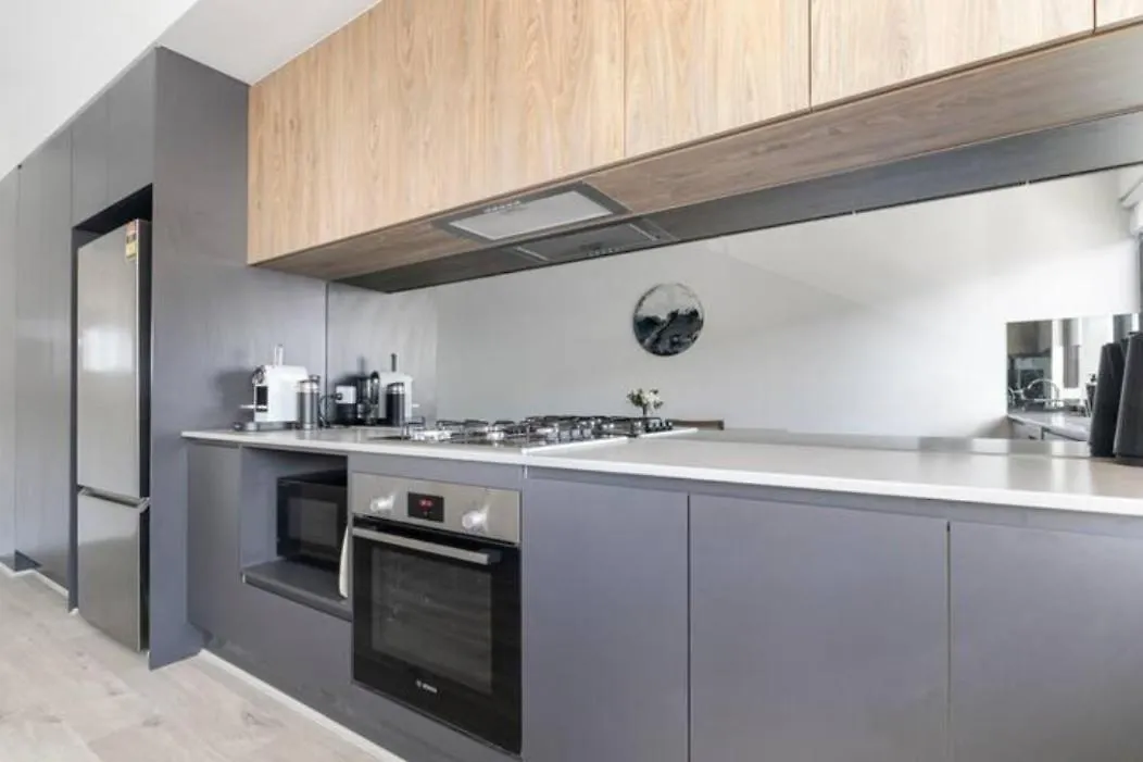 Vinrace City Escape Adelaide Apartment